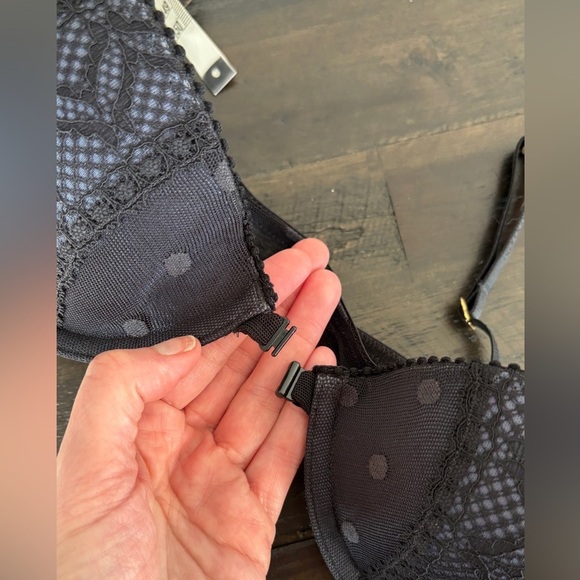 Calvin Klein Woman's Bra 34B Front Closure Push Up Black Lace Polka Dot Lingerie - Picture 6 of 8